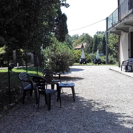 Oda ve Kahvaltı Dei Laghi