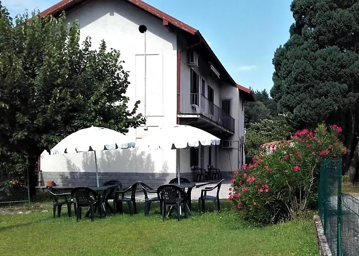 Oda ve Kahvaltı Dei Laghi Brebbia