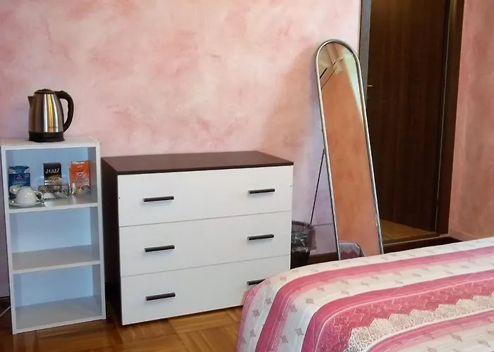 Oda ve Kahvaltı Dei Laghi