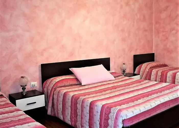 Dei Laghi Bed & Breakfast 3*